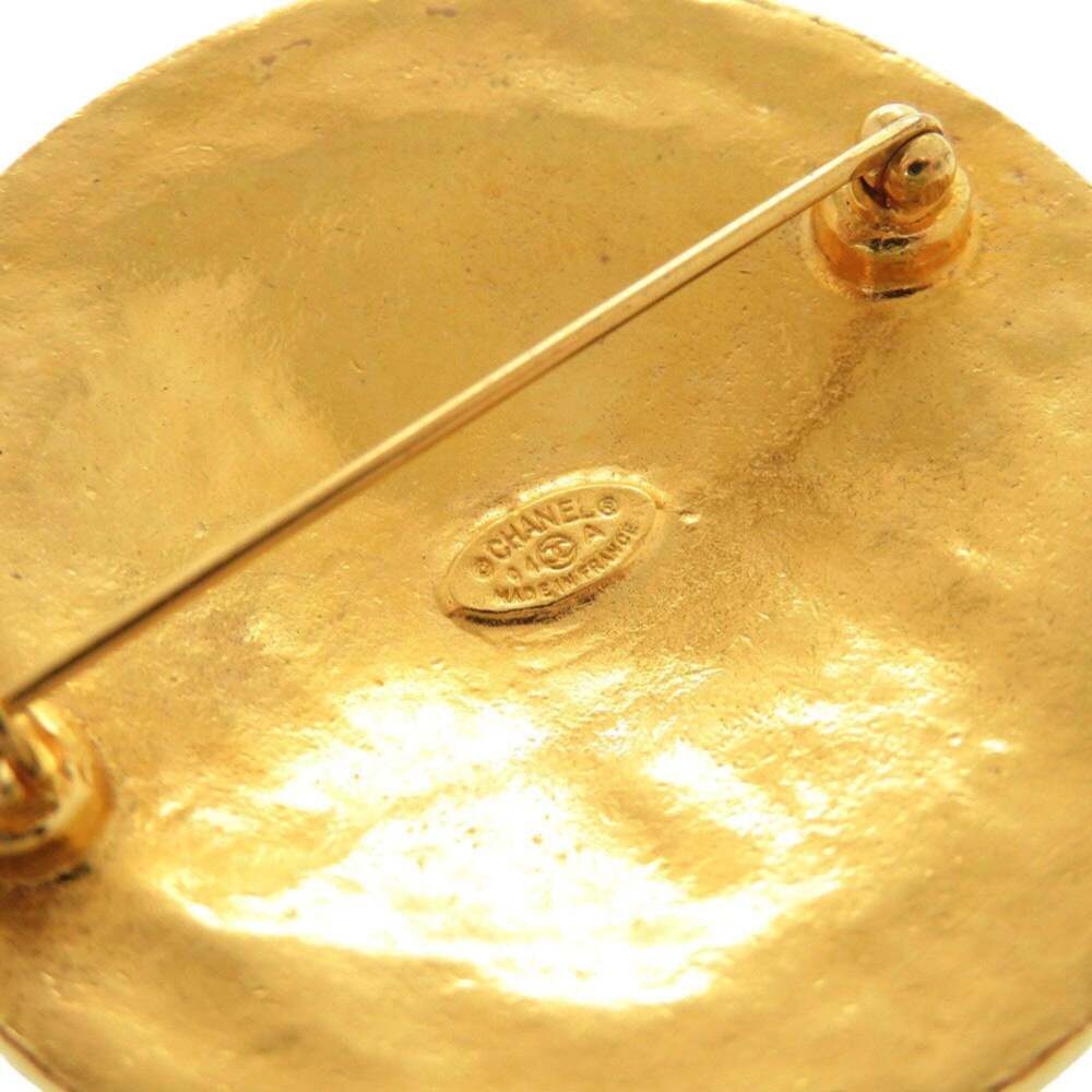 CHANEL Vintage Gold Logo Brooch - Picture 3 of 8
